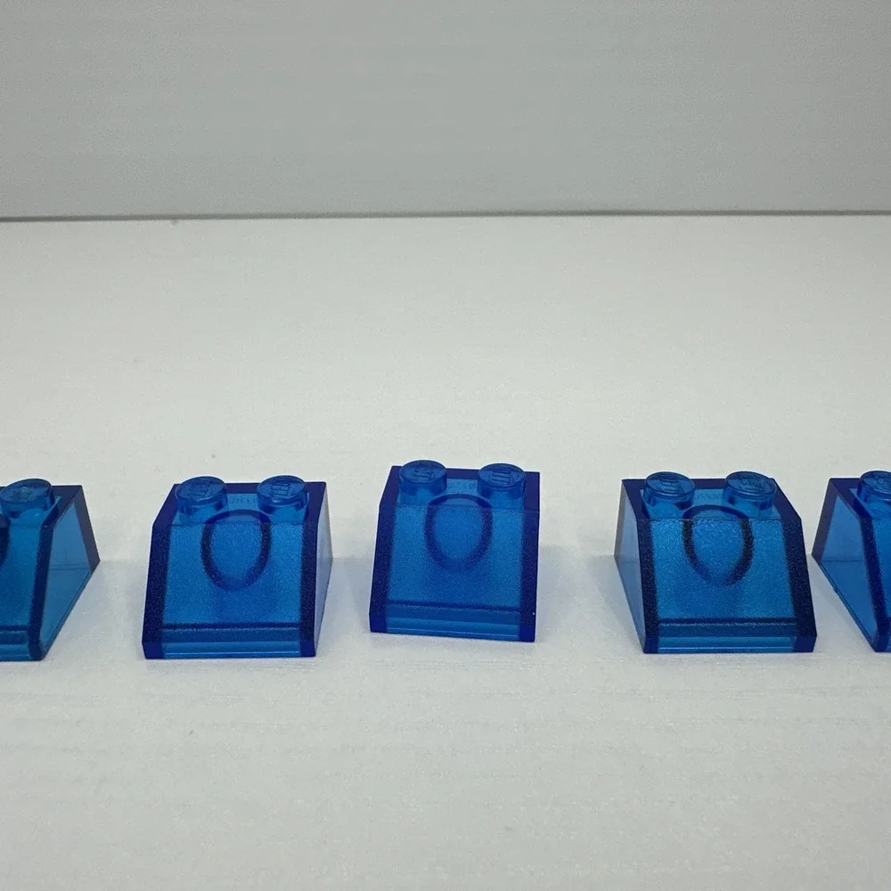 Lego Parts Bricks - Slope 45 2x2 Brick Trans Dark Blue Lot Of 7 Part # 6227 3039 - Picture 3 of 5